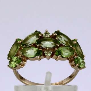 Кольцо. Хризолит. Арт.109Х из золота 585 пробы